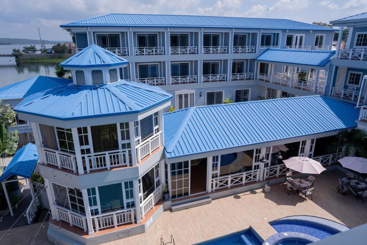 Hotel Casona Del Lago فلوريس المظهر الخارجي الصورة