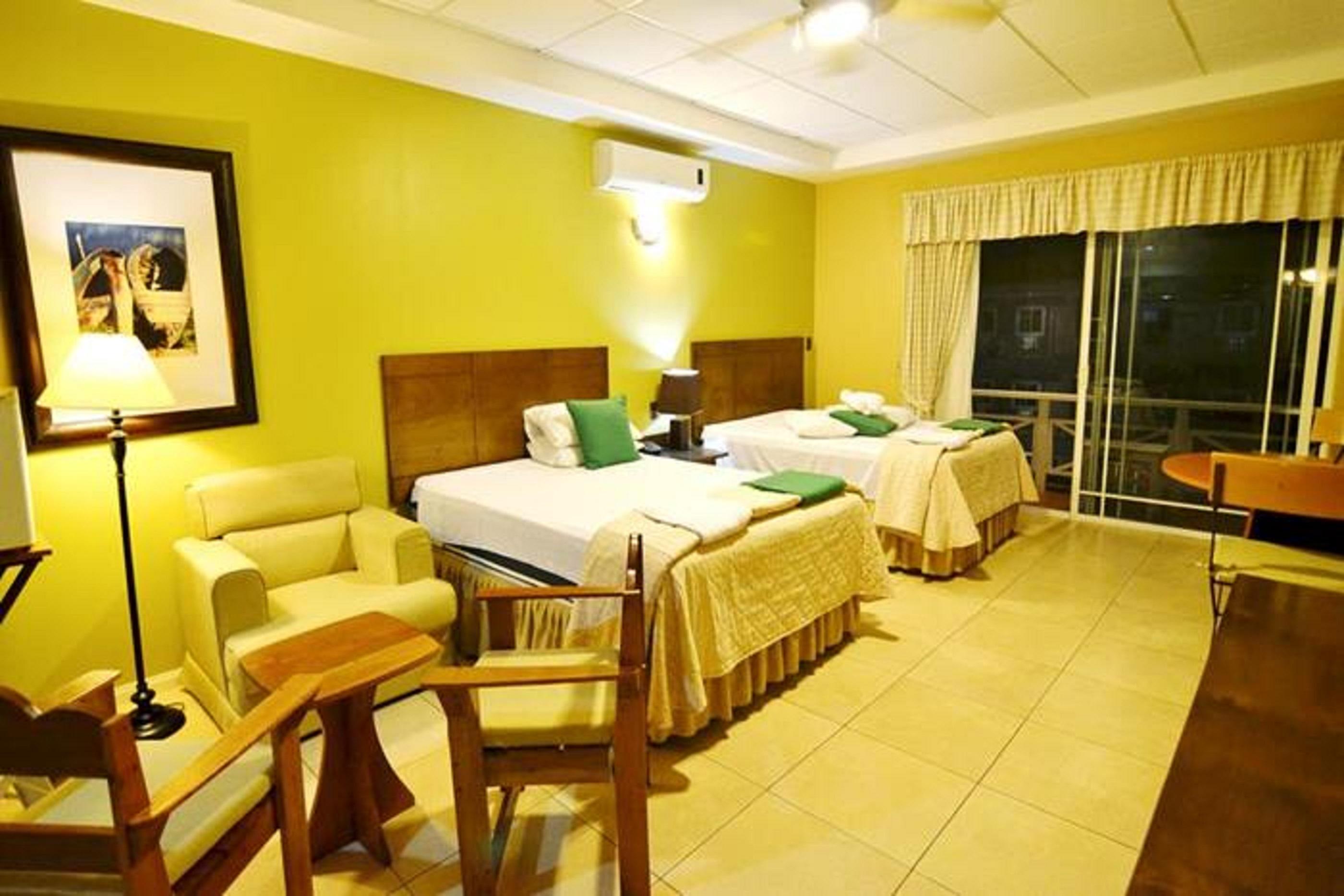 Hotel Casona Del Lago فلوريس المظهر الخارجي الصورة