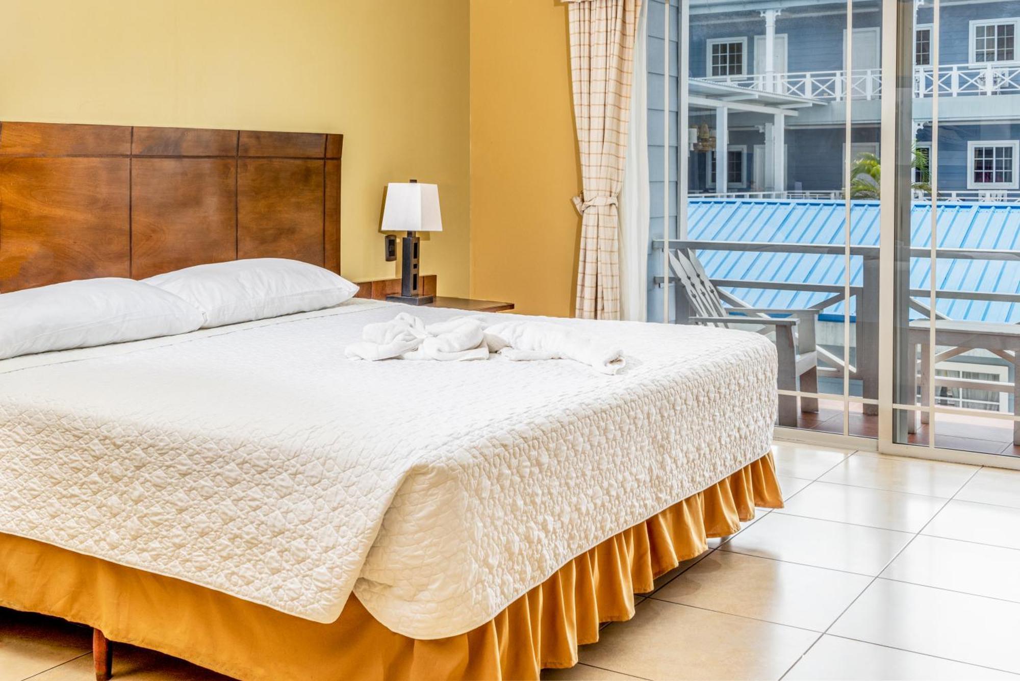 Hotel Casona Del Lago فلوريس المظهر الخارجي الصورة