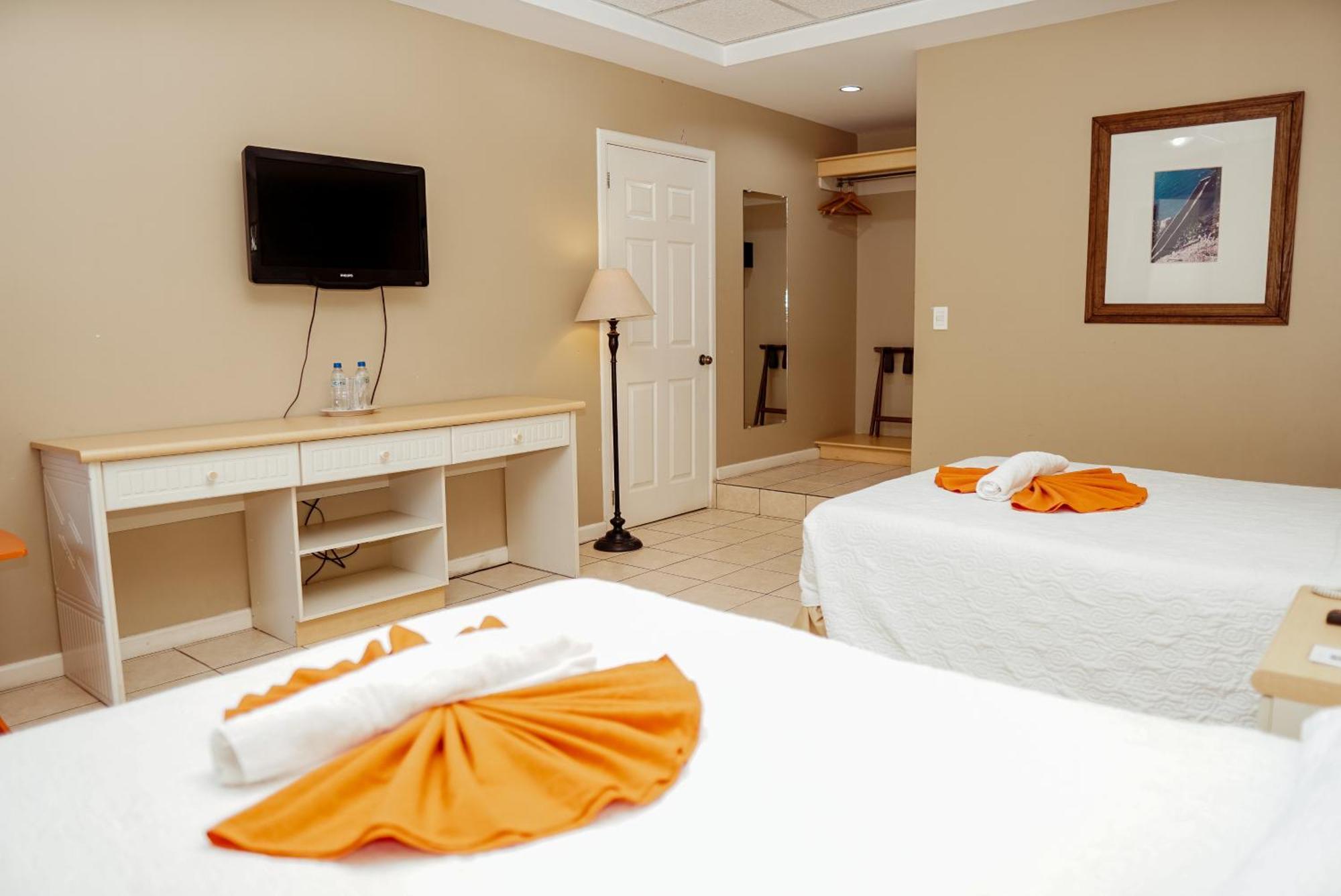 Hotel Casona Del Lago فلوريس المظهر الخارجي الصورة